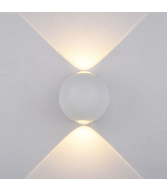 White Carsoli aluminum garden wall lamp