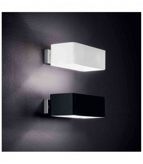White wall light BOX 2 bulbs