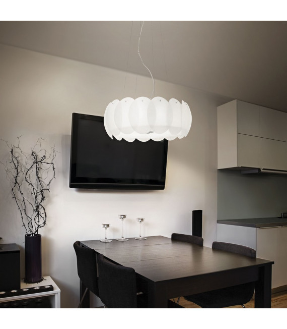 Ciondolo Ovalino bianco 5 lampadine 11cm