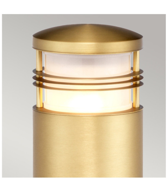 Lámpara de pie para exterior Newbrighton Lente de policarbonato, Latón Latón envejecido