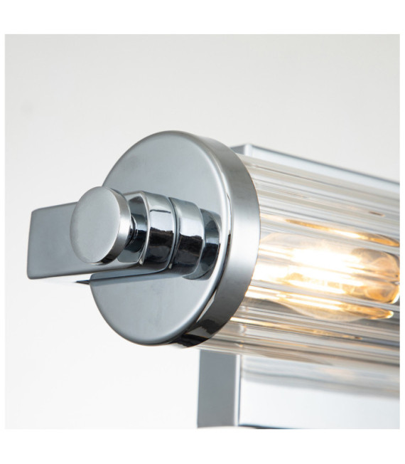 Wandleuchte Badezimmer Kichler Stahl, transparentes geriffeltes Glas Chrom poliert