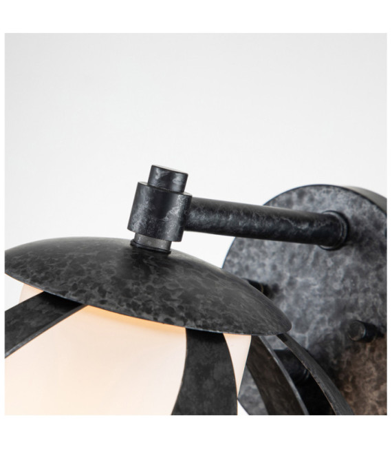 Lampada da parete Quoizel Acciaio, vetro opalino satinato Old Black
