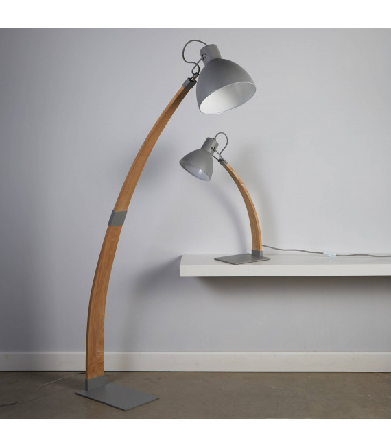 Nanna Stehlampe, Esche, mit Lampenschirm