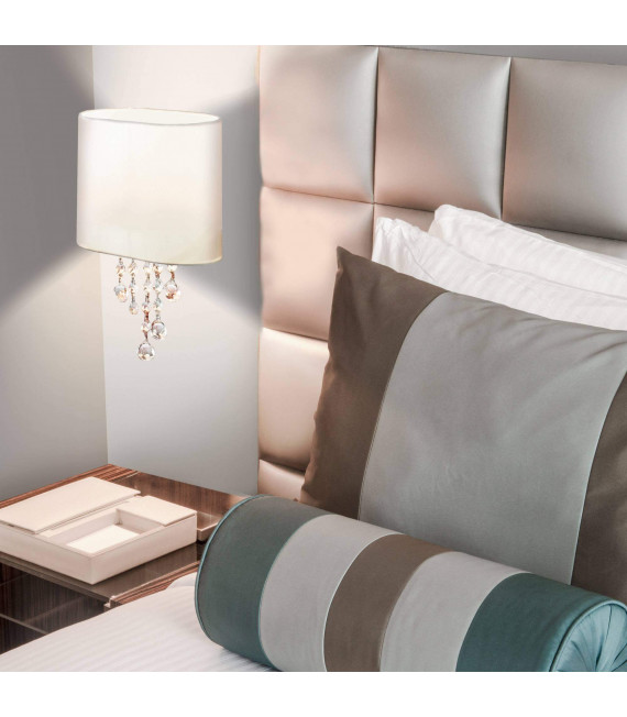 Aplique Nina, en cromo y cristal con pantalla blanca.