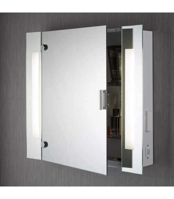 Brillante mueble de baño, espejo de vidrio y toma de afeitadora