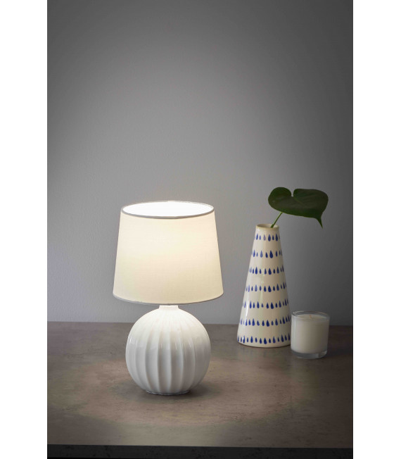 MELANIE weiße Tischlampe 1 Glühbirne
